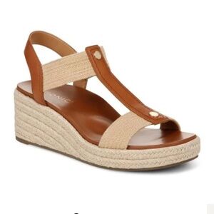 Vionic CALERA WEDGE Camel Leather Women’s Size 7.5